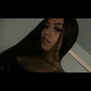 Meet your Posher, Daniela